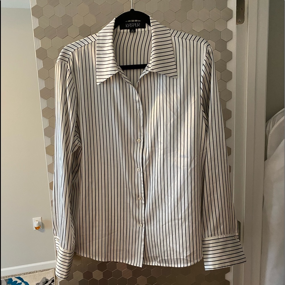 Jasper 14 ladies blouse, silk feel, dress up/down